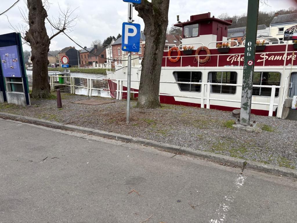 Gite Le Sambre Thuin Exterior foto